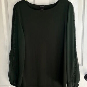 Ann Taylor Factory dark evergreen popover top, sheer sleeve, medium